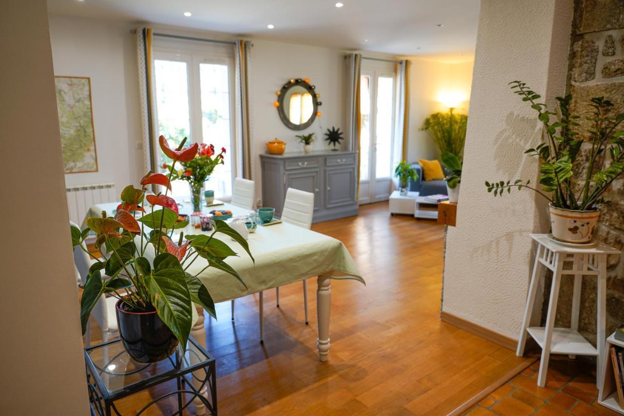 Aux Peupliers Bed & Breakfast Le Malzieu-Ville Exterior photo